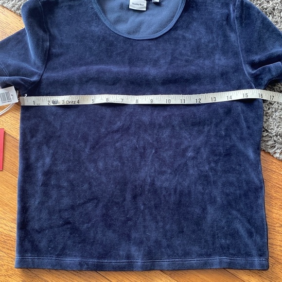 NWT Aritzia Sunday Best Velvet Henri T-Shirt in Total Eclipse Navy Blue Small - Picture 11 of 13